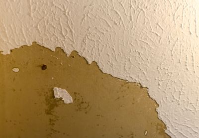 Remove Stucco to Repair the Structure of the Home!